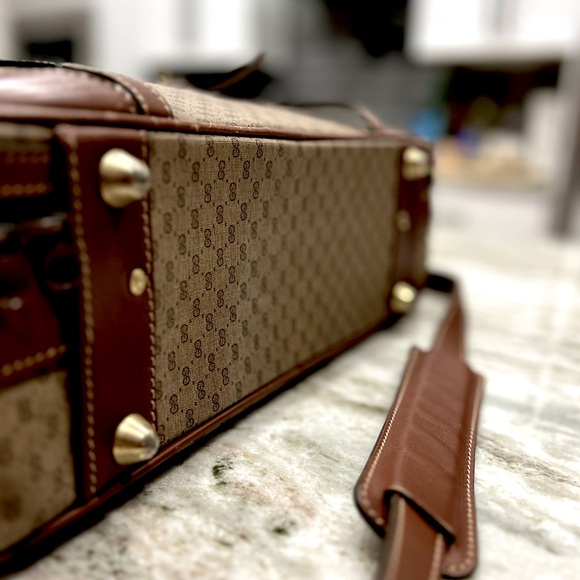 Gucci Authentic Interlocking G Logo Supreme Suitcase/Shoulder Bag - Picture 9 of 16